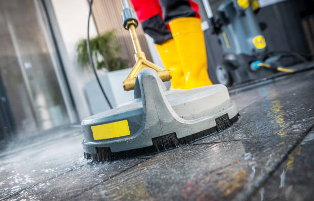 Why Choose Our Certified Pressure Washing Experts for Your Project Needs in La Villa, TX?